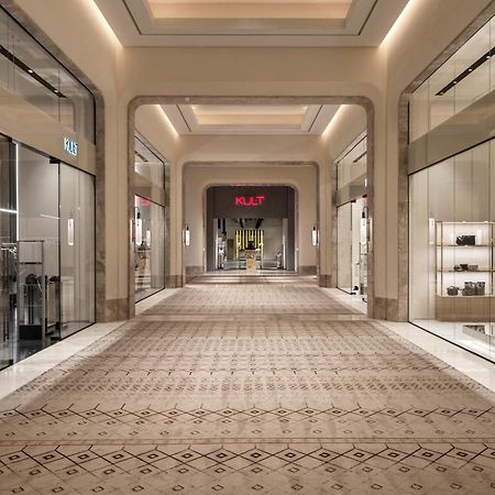 City Of Dreams Mediterranean - Integrated Resort, Casino & Entertainment Limassol Exteriör bild The interior of the shopping mall