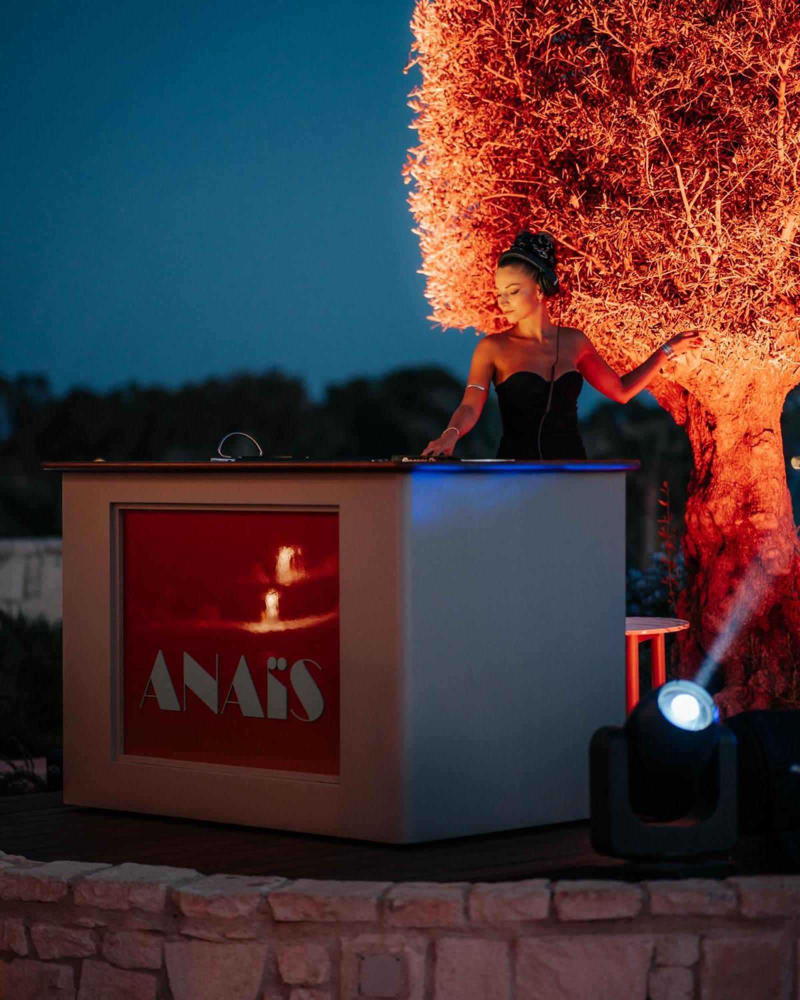 City Of Dreams Mediterranean - Integrated Resort, Casino & Entertainment Limassol Exteriör bild DJ at the 2019 edition