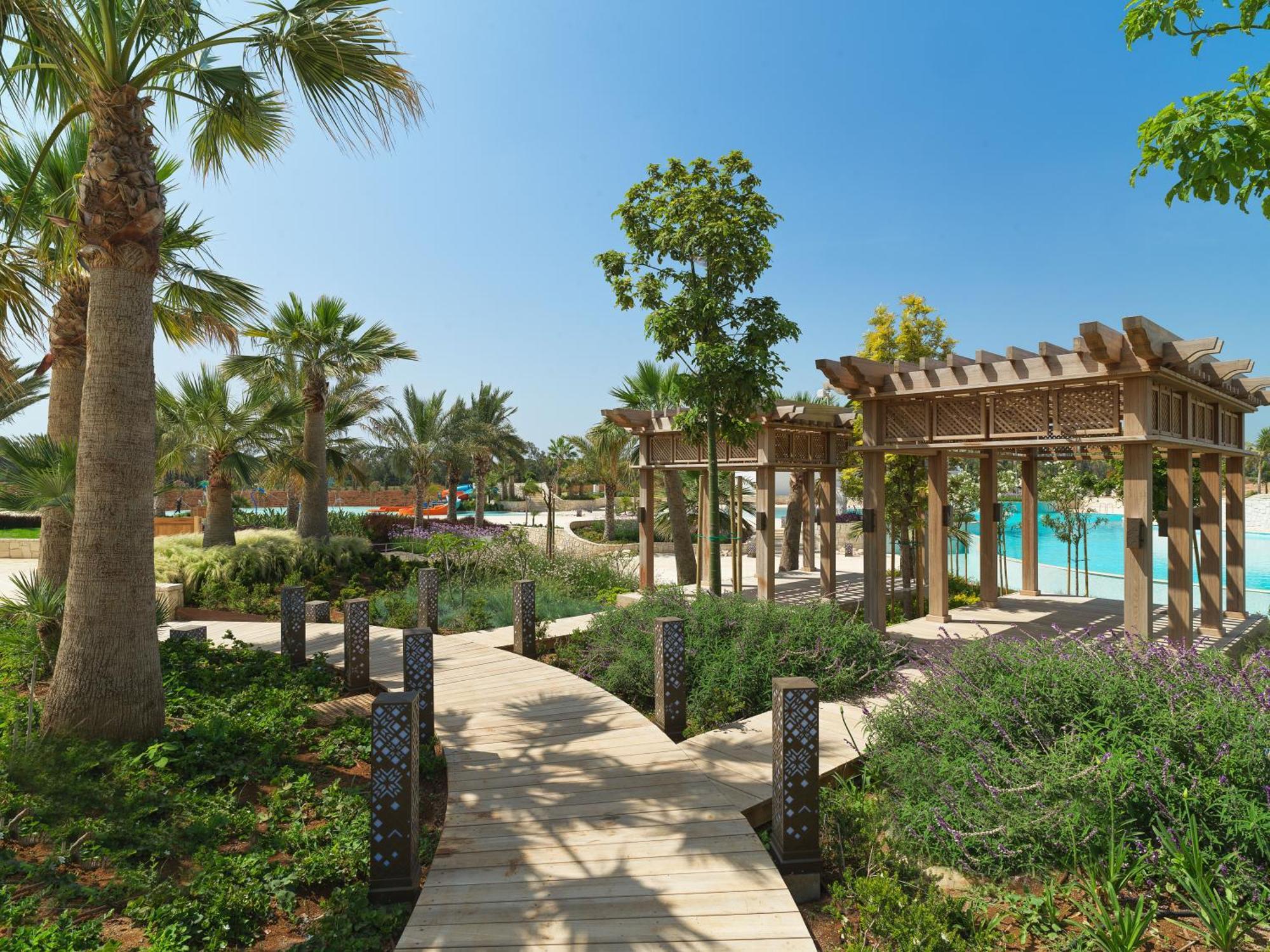 City Of Dreams Mediterranean - Integrated Resort, Casino & Entertainment Limassol Exteriör bild The Village