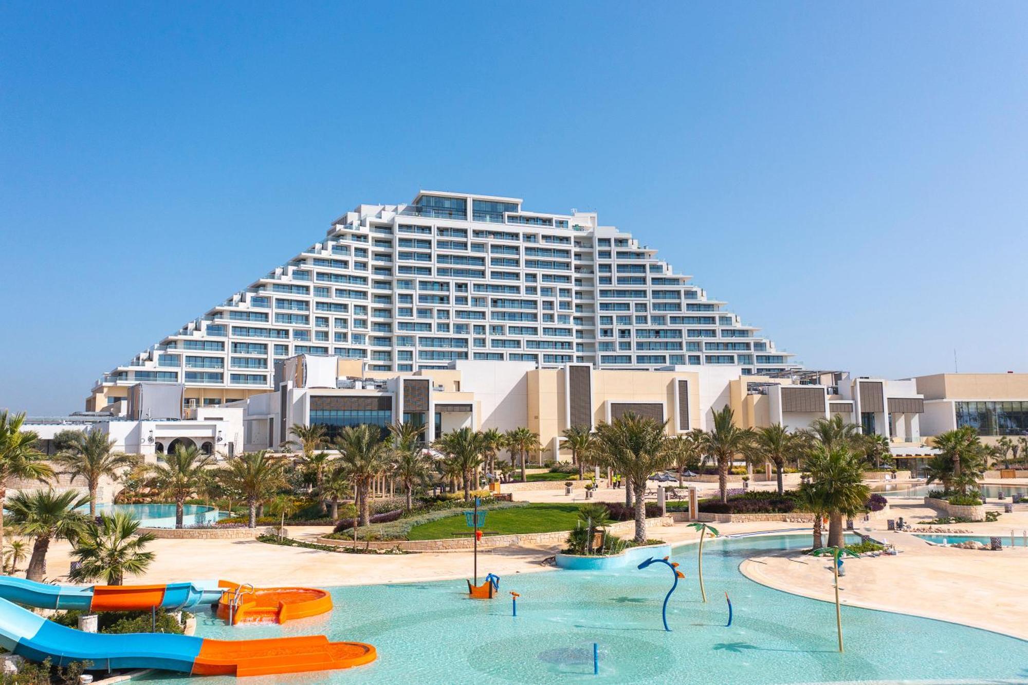 City Of Dreams Mediterranean - Integrated Resort, Casino & Entertainment Limassol Exteriör bild The Atlantis Hotel